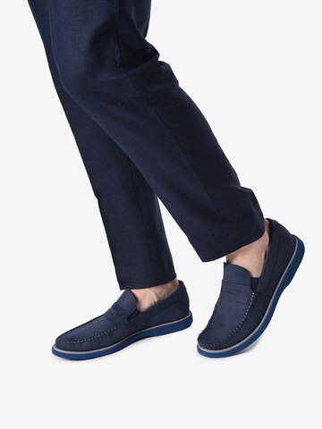 Baldinini Classic Flats in Blue: front