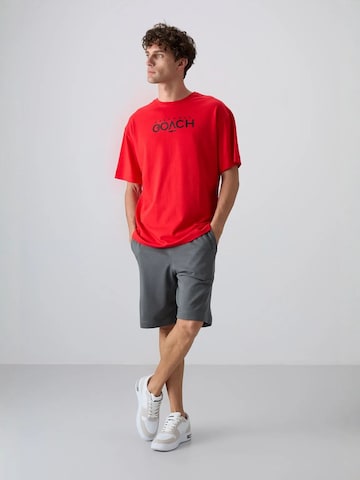 Tommy Life - Camisa em vermelho
