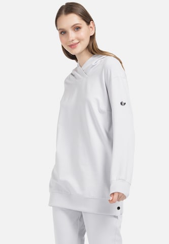 Sweat-shirt HELMIDGE en gris : devant