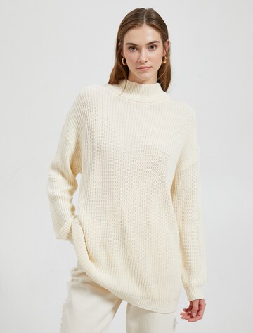 Koton Oversized Sweater in Beige: front