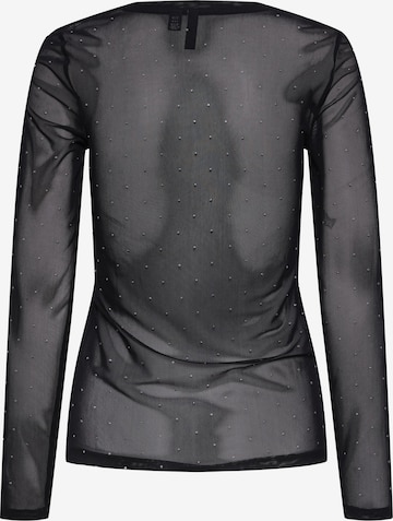 PIECES - Camiseta 'PALLY' en negro