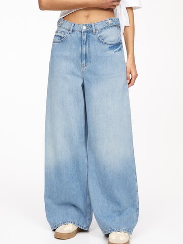 Baggy Jeans di Pull&Bear in blu: frontale