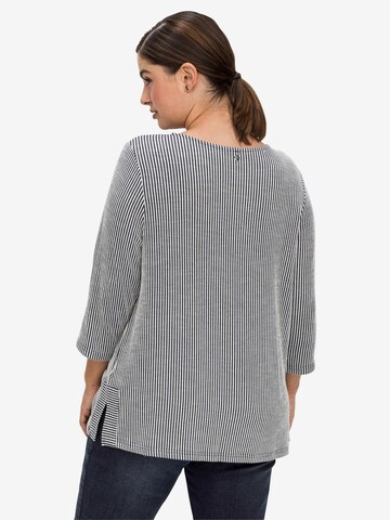 SHEEGO Shirt in Grey