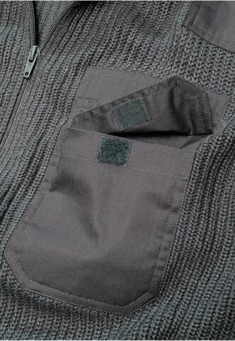Brandit Strickjacke in Grau