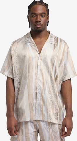 Carlo Colucci Comfort fit Button Up Shirt in Beige: front