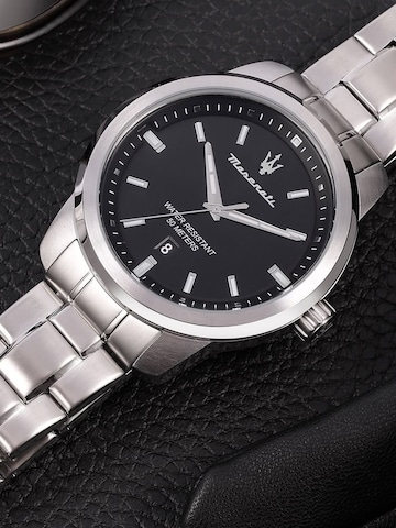 Montre à affichage analogique Maserati en argent
