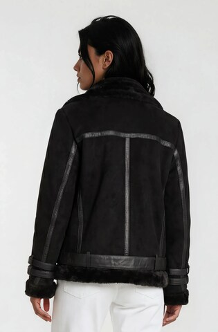 Giacca di mezza stagione 'Aloy' di trueprodigy in nero