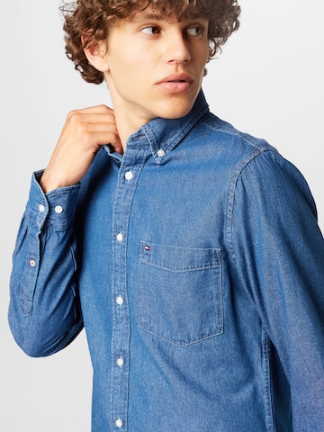 TOMMY HILFIGER - Ajuste regular Camisa en azul