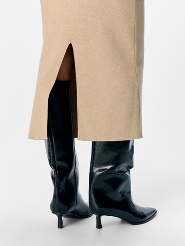 Gonna 'OBJREYNARD' di OBJECT in beige