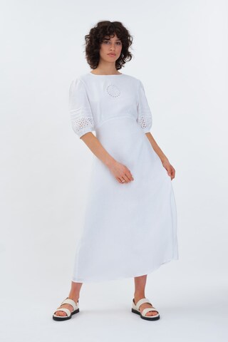 Robe Aligne en blanc