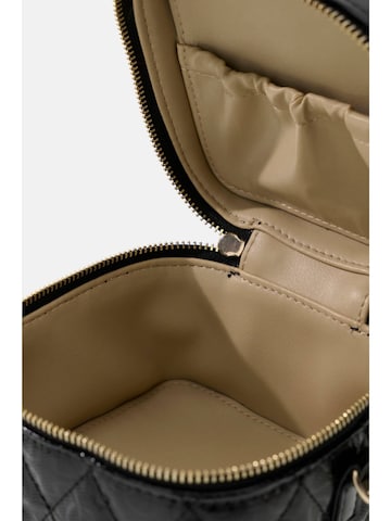 GUESS Kosmetiktasche 'Tamara' in Schwarz