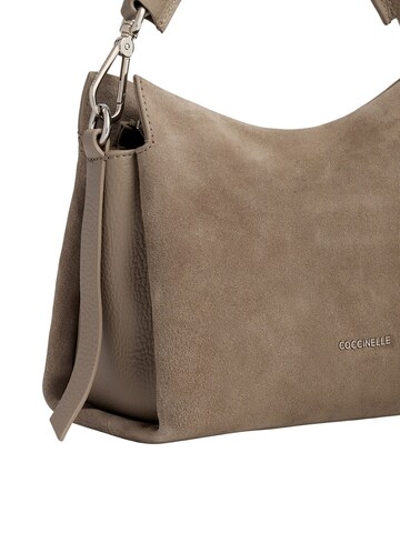 Coccinelle - Bolso de mano 'Boheme Suede 200s 1' en gris