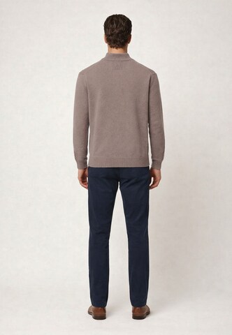 Pulover de la Felix Hardy pe maro