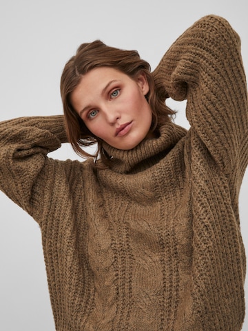 VILA Oversized Sweater 'TRIPS' in Brown