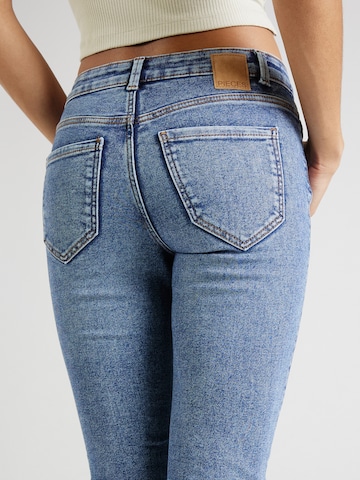 PIECES Regular Jeans 'Holly' in Blue