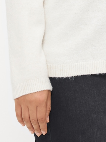 Vero Moda Curve Pullover 'BESTI' in Beige