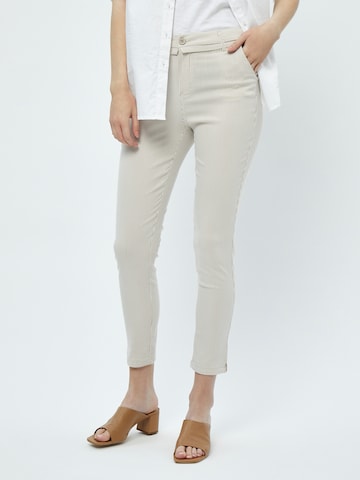 Slimfit Pantaloni 'Carma' di minus in beige: frontale