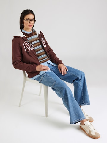 GAP Sweatvest 'HERITAGE' in Bruin
