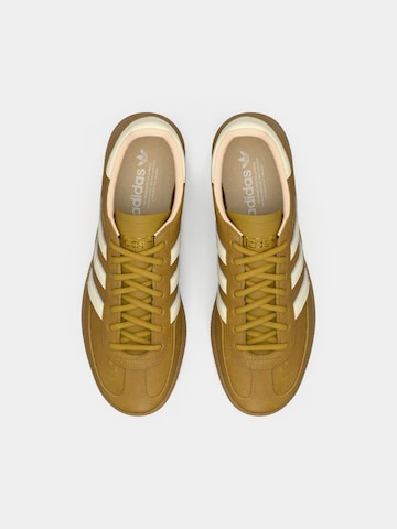 ADIDAS ORIGINALS Rövid szárú sportcipők 'HANDBALL SPEZIAL' - barna