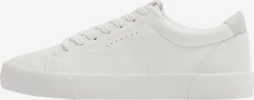 Baskets basses Bershka en blanc