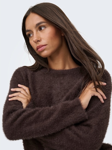 JDY Sweter w kolorze brązowy
