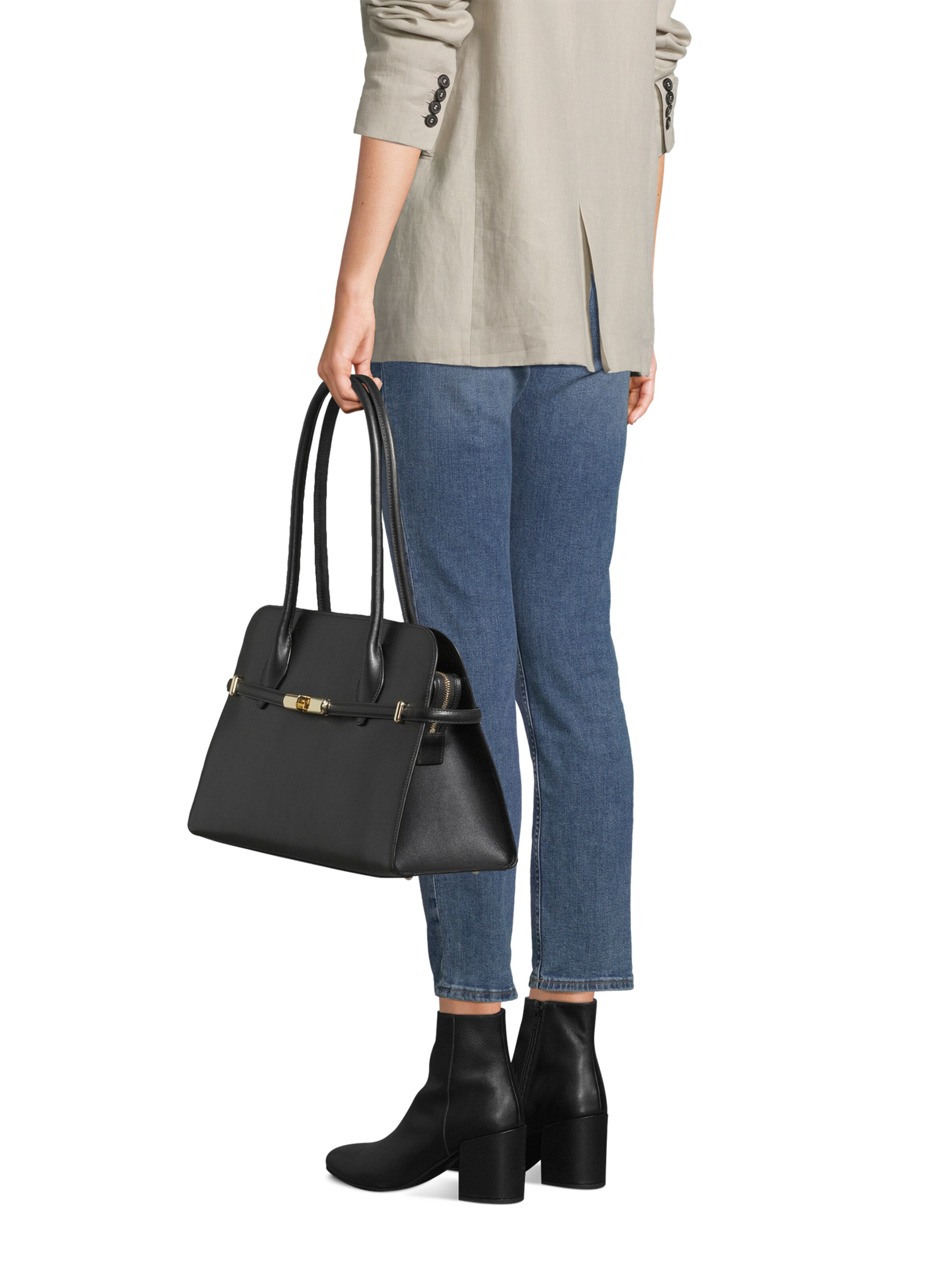 FURLA Õlakott 'GOCCIA', värv must: eest vaates