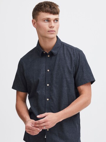 Coupe regular Chemise 'PETE' !Solid en bleu : devant