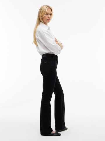 TOMMY HILFIGER Bootcut Τζιν 'SKYE' σε μπλε