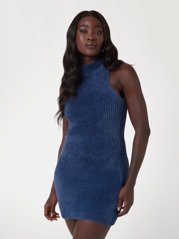 GUESS Knitted dress in Blue: front