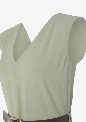 Tuta jumpsuit di LASCANA in verde