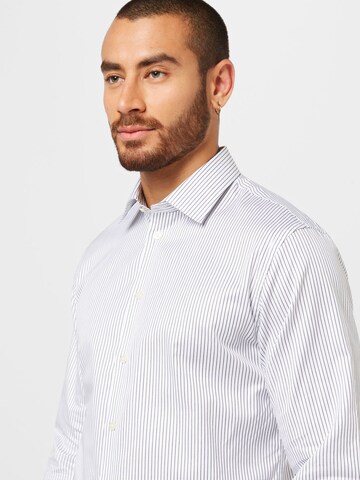 Coupe slim Chemise 'ETHAN' SELECTED HOMME en blanc