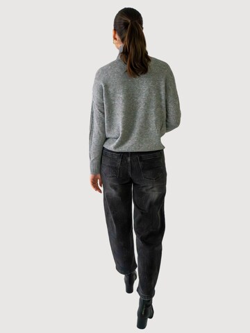 WEARABLE STORIES Sweater 'Gabriella' in Grey