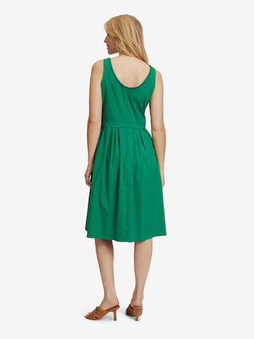 Vera Mont Sommerkleid mit Effektgarn in Grün