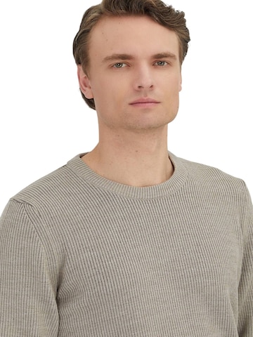 Ramsey Knit Cardigan in Beige