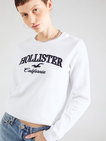 HOLLISTERSweater majica 'EMEA' - bijela boja