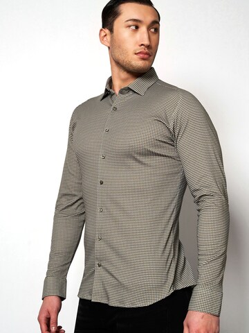 Olsen Slim fit Button Up Shirt in Green: front