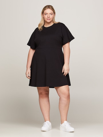 Rochie tip bluză de la Tommy Hilfiger Curve pe negru