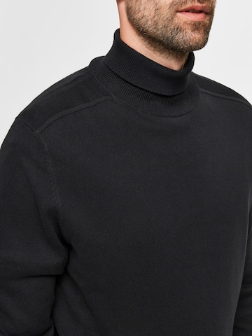 Coupe regular Pull-over 'Berg' SELECTED HOMME en noir