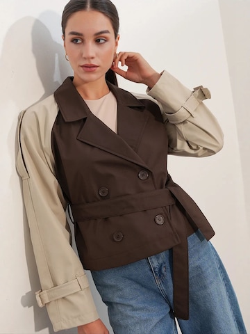 Cappotto di mezza stagione 'Trenchcoats' di Bigdart in beige
