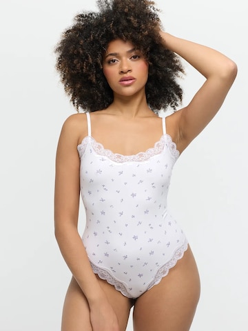 Body 'Bodysuit String mit Lace' cfab en violet