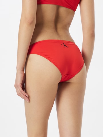 Slip costum de baie de la Calvin Klein Swimwear pe roșu