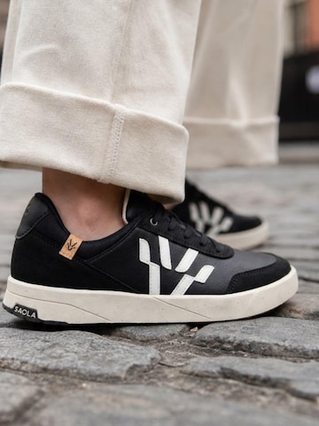 SAOLA Lace-up shoe 'Cali W Black' in Black