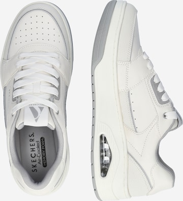 SKECHERS Sneaker low 'UNO COURT' i hvid