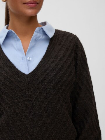 Pullover 'STINNA' di VERO MODA in marrone