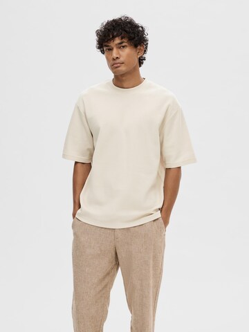 T-Shirt 'OSCAR' SELECTED HOMME en beige : devant