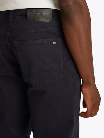 TOMMY HILFIGER Štandardný strih Nohavice 'DENTON' - Modrá