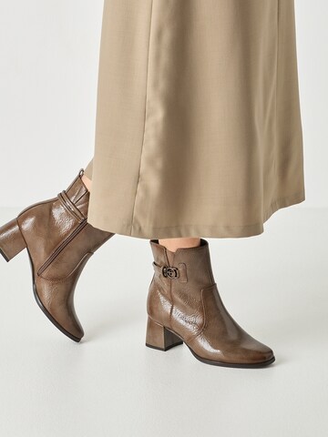 Bottines Tamaris en marron