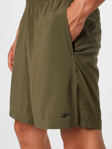 Regular Pantalon de sport 'Austin' Reebok en vert