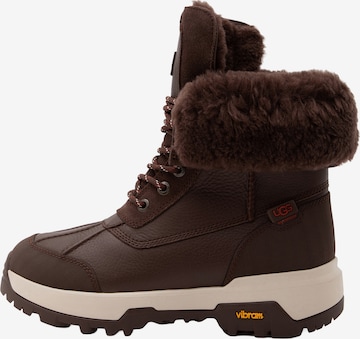 UGG Schnürstiefelette 'Adirondack XXV' in Braun: Vorderseite