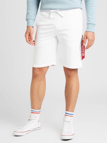 ALPHA INDUSTRIES Regular Shorts 'X-Fit' in Weiß: Vorderseite